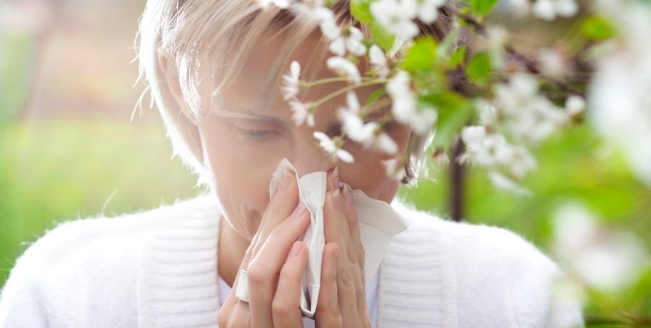 Top 5 astuces faciles pour prévenir les allergies au pollen et profiter du plein air